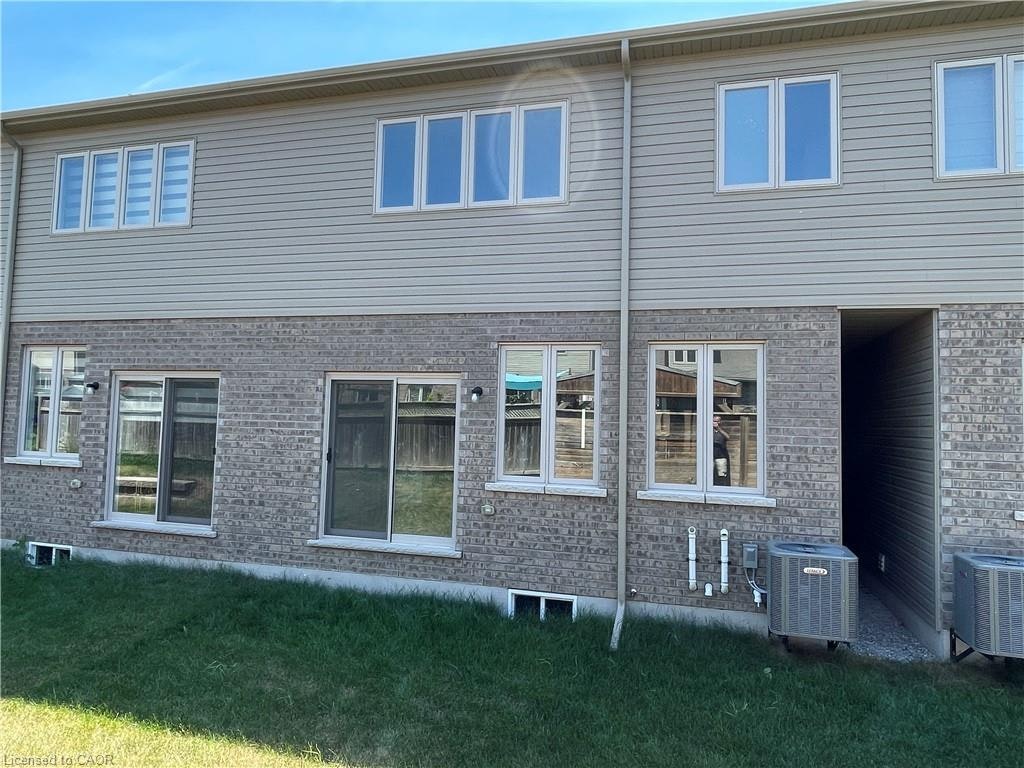 338 Robert Woolner Street, North Dumfries, ON, N0B 1E0 - 21