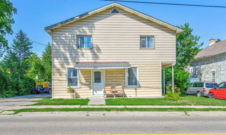 819 Duke Street