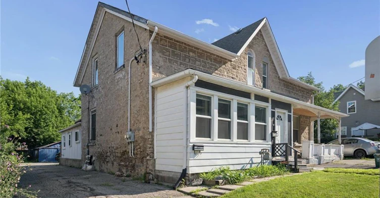 38B Concession Street, Cambridge, ON, N1R 2G9 - 2