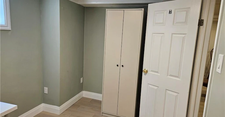 Upper-47 Westminster Avenue, Hamilton, ON, L9C 4L8 - 11