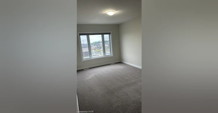 35 Valencia Avenue, Kitchener, ON, N2R 0R7 - 9