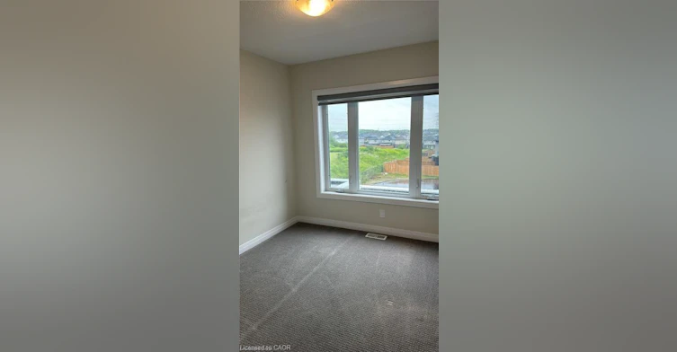 35 Valencia Avenue, Kitchener, ON, N2R 0R7 - 10