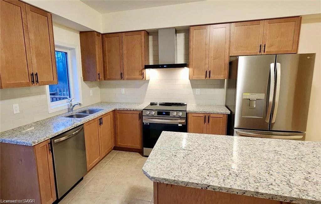 65-305 Garner Road W, Hamilton, ON, L9G 5E6 - 3