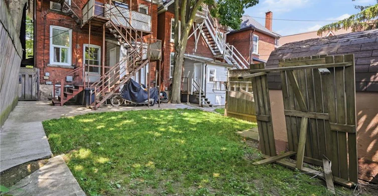 2-85 Sanford Avenue S, Hamilton, ON, L8M 2G7 - 30