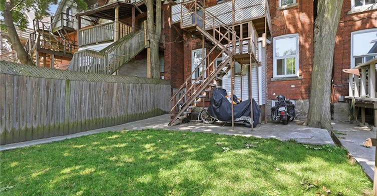 2-85 Sanford Avenue S, Hamilton, ON, L8M 2G7 - 28