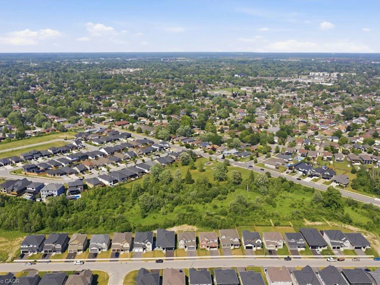 162 Westcott Road, Welland, ON, L3C 0K9 - 36