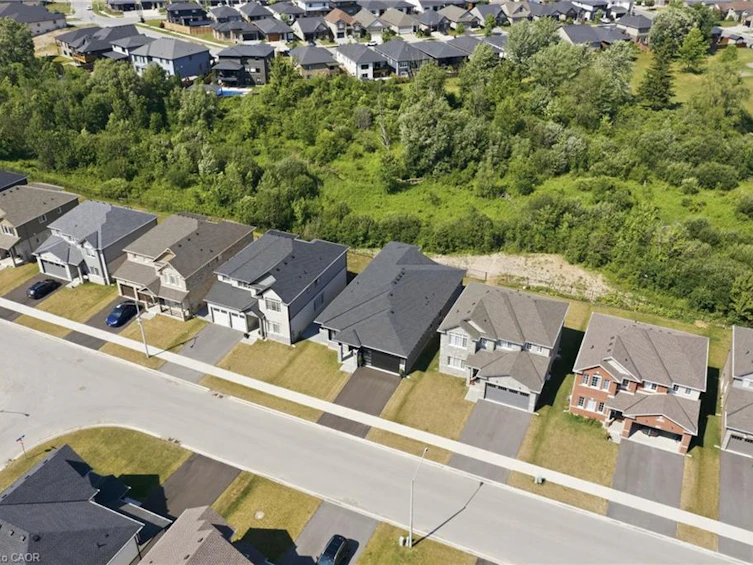 162 Westcott Road, Welland, ON, L3C 0K9 - 35