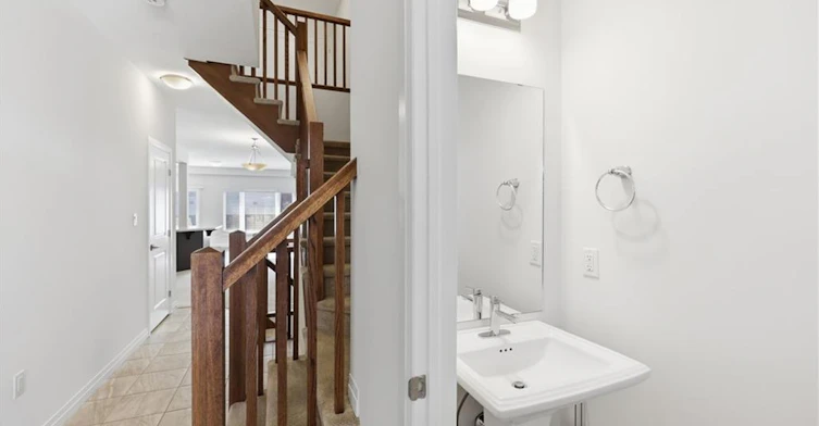 37 Greenwich Avenue, Hamilton, ON, L8J 0L5 - 7