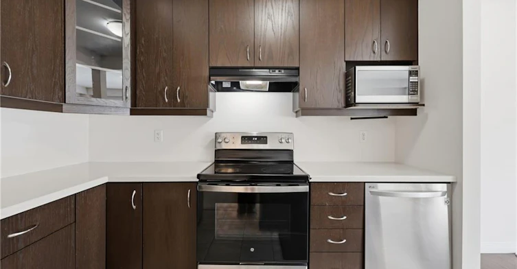37 Greenwich Avenue, Hamilton, ON, L8J 0L5 - 22
