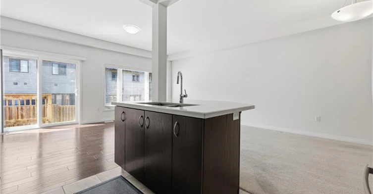 37 Greenwich Avenue, Hamilton, ON, L8J 0L5 - 21