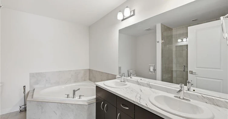 37 Greenwich Avenue, Hamilton, ON, L8J 0L5 - 31