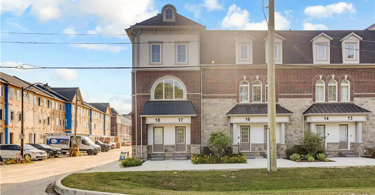 17-677 Park Road N, Brantford, ON, N3R 0C2 - 2