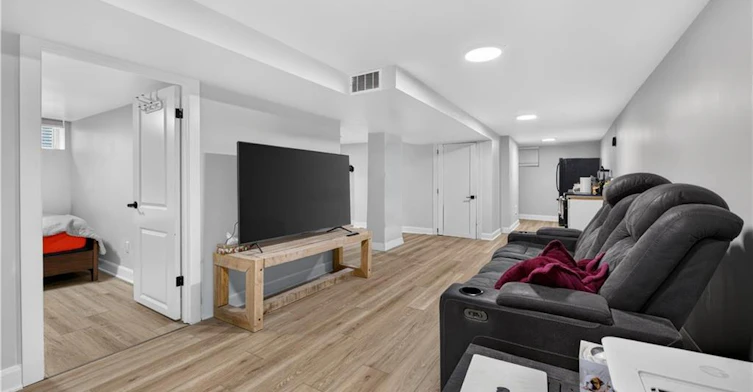 LOWER-31 Marion Place, Hamilton, ON, L8G 1R6 - 10