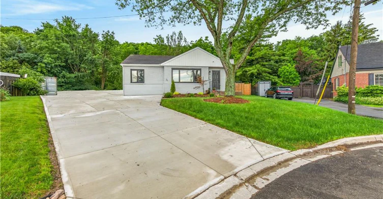 LOWER-31 Marion Place, Hamilton, ON, L8G 1R6