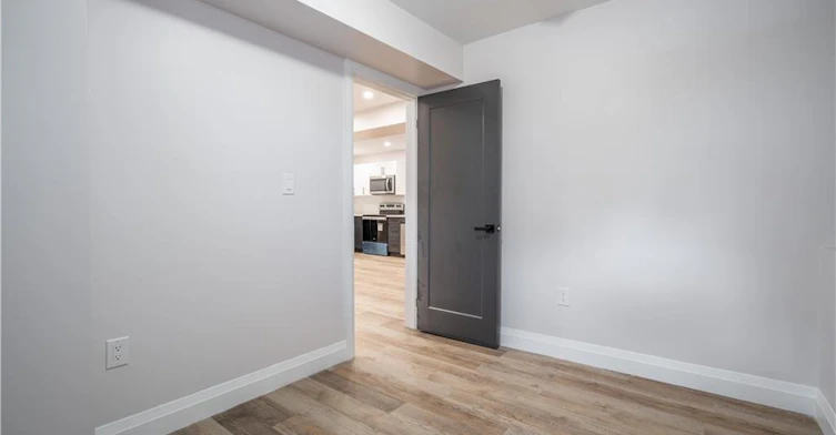 2-14 Burris Street, Hamilton, ON, L8M 2J2 - 8