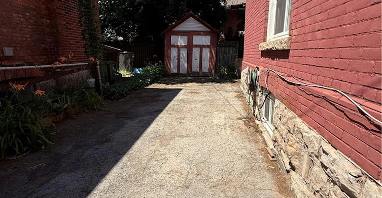 2nd Level-28 Eastbourne Avenue, Hamilton, ON, L8M 2M7 - 23