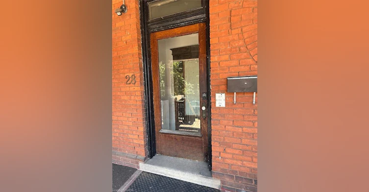 2nd Level-28 Eastbourne Avenue, Hamilton, ON, L8M 2M7 - 2