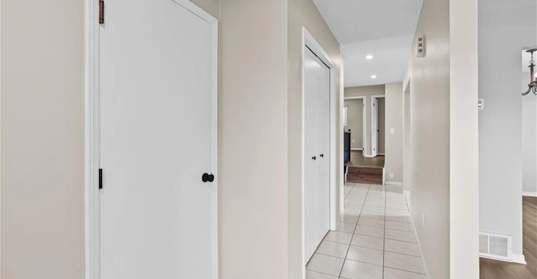 Upper-1077 Upper Sherman Avenue, Hamilton, ON, L8V 4R9 - 6