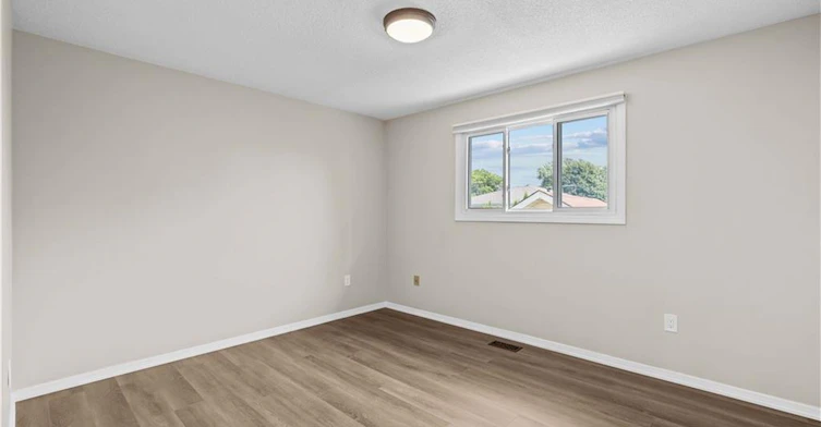 Upper-1077 Upper Sherman Avenue, Hamilton, ON, L8V 4R9 - 23