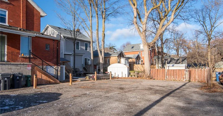 B-70 Waterloo Avenue, Guelph, ON, N1H 3H5 - 7