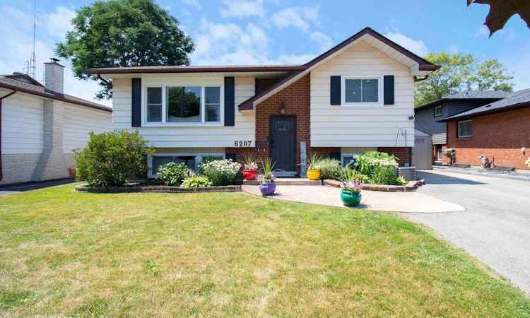 6207 Kirkland Drive