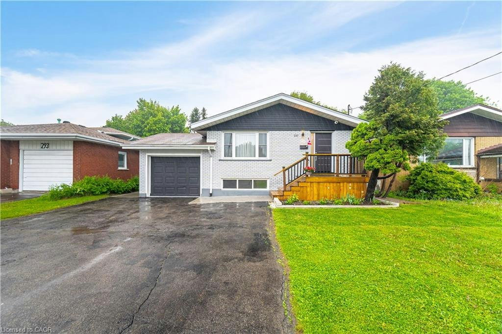 297 Mohawk Road W, Hamilton, ON, L9C 1W2