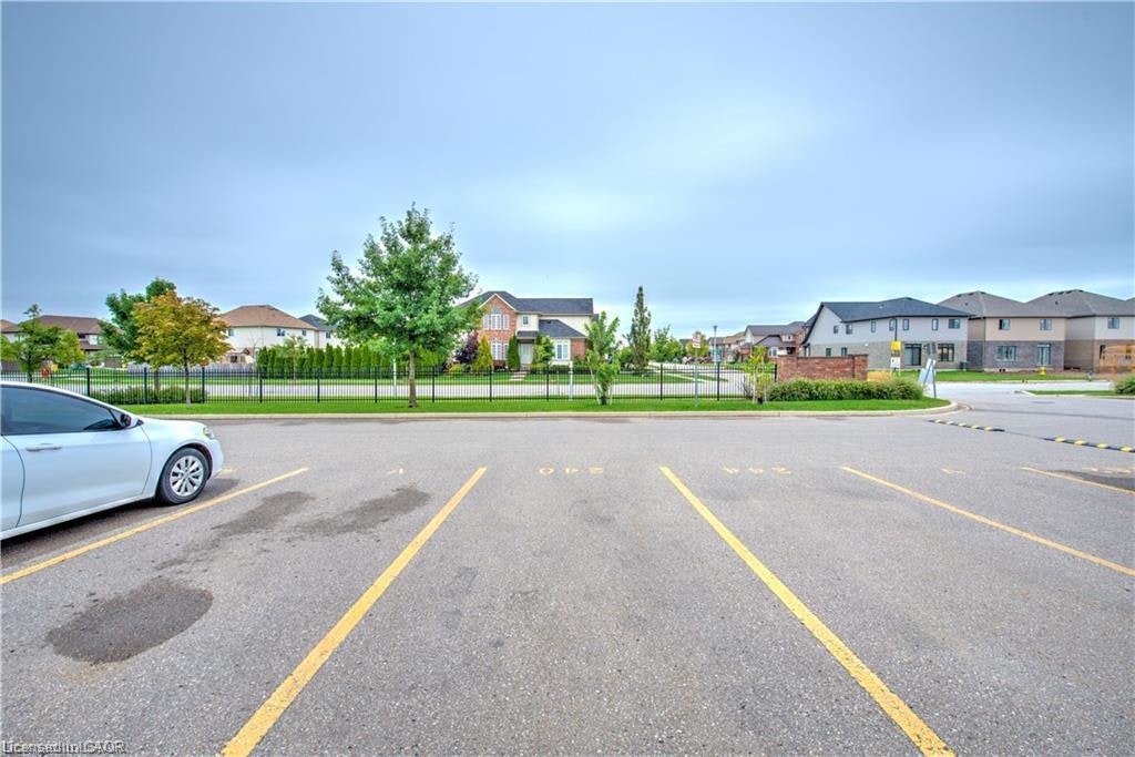 240-3320 Meadowgate Boulevard, London, ON, N6M 0B2 - 4