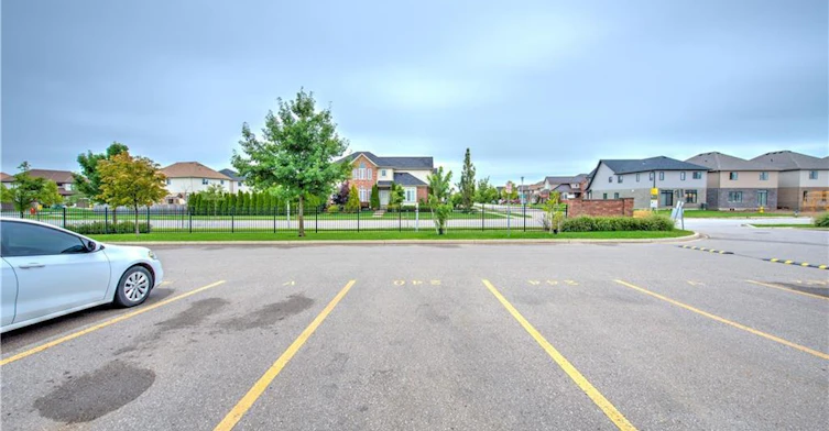 240-3320 Meadowgate Boulevard, London, ON, N6M 0B2 - 4