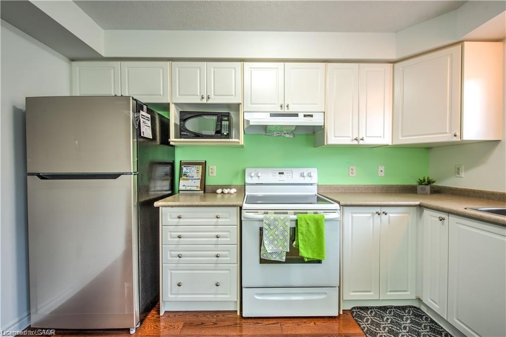 240-3320 Meadowgate Boulevard, London, ON, N6M 0B2 - 14