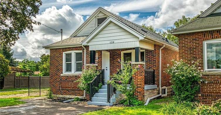2-126 Auburn Avenue, Hamilton, ON, L8K 3B2