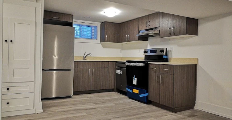 2-312 Graham Avenue S, Hamilton, ON, L8K 2M6 - 5