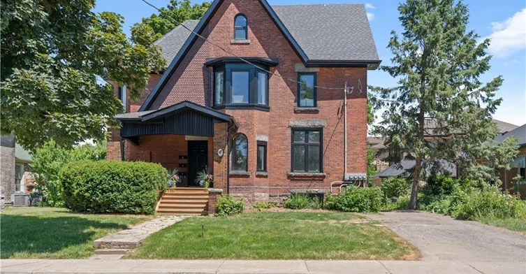 2A-16 Arthur Street, Brantford, ON, N3S 3H3