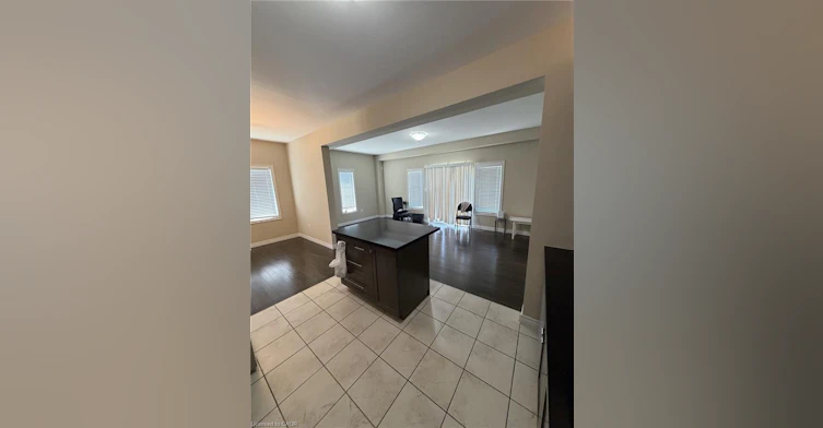 61 John Frederick Drive, Hamilton, ON, L9G 0G6 - 4