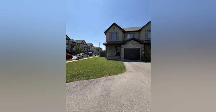 61 John Frederick Drive, Hamilton, ON, L9G 0G6 - 2