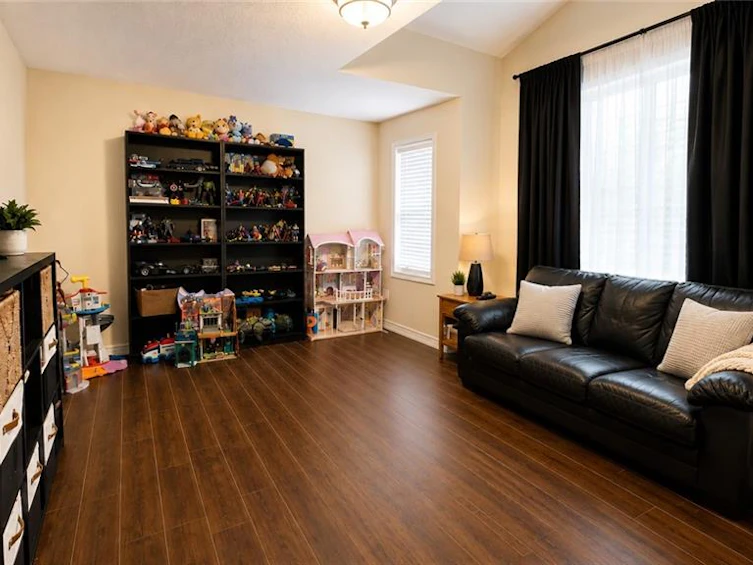 349 Braithwaite Avenue, Hamilton, ON, L9G 5A7 - 17