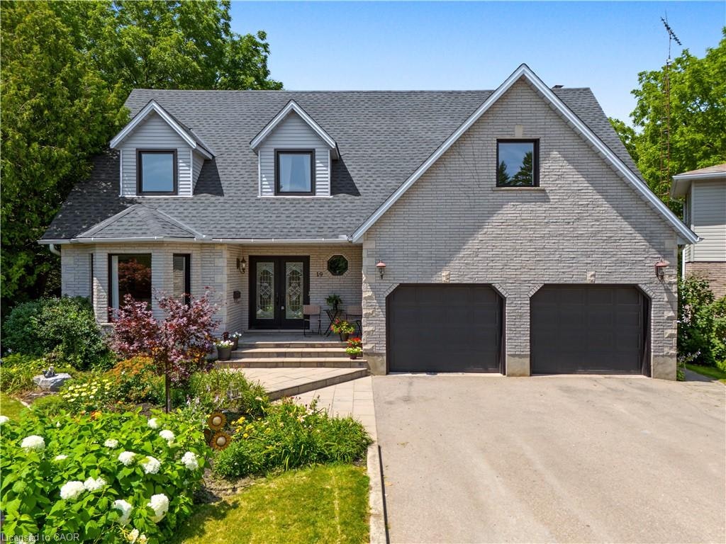 19 Kenley Lane, Cambridge, ON, N1S 4Z1