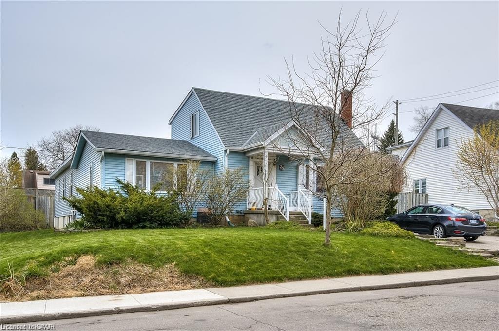 B-29 Marshall Street, Waterloo, ON, N2J 2T3