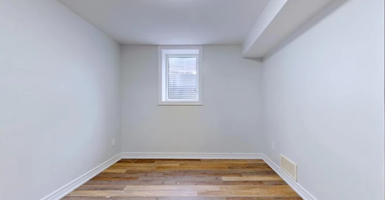 LOWER-4 Sunbeam Drive, Hamilton, ON, L9B 2X9 - 8