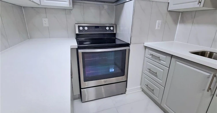 LOWER-4 Sunbeam Drive, Hamilton, ON, L9B 2X9 - 4