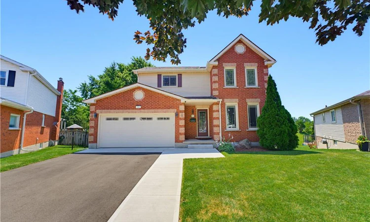 32 Stonehaven Place