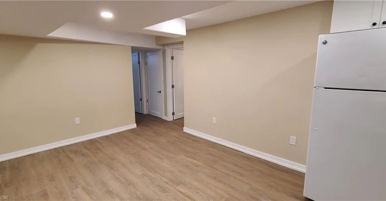 B-120 Elmwood Avenue, Cambridge, ON, N1R 4Y6 - 8