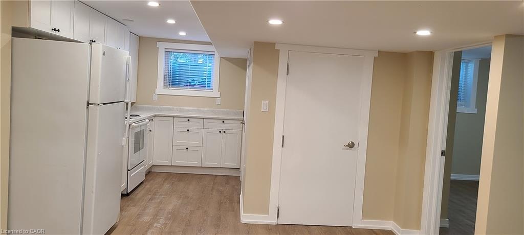 B-120 Elmwood Avenue, Cambridge, ON, N1R 4Y6 - 7