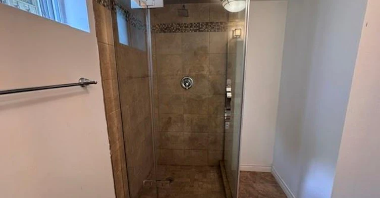 Lower-90 Anna Capri Drive, Hamilton, ON, L8W 1N4 - 21