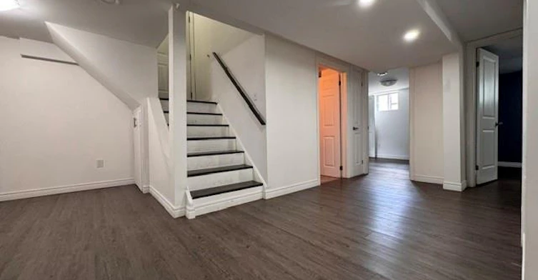 Lower-90 Anna Capri Drive, Hamilton, ON, L8W 1N4 - 9