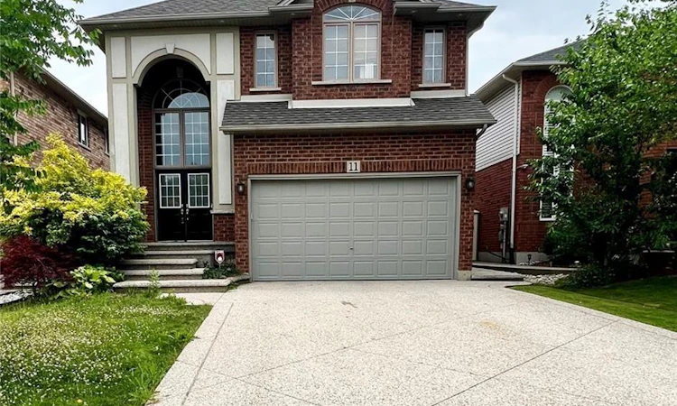 11 Armour Crescent