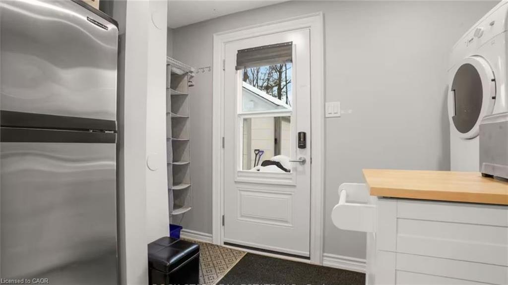 Main-102 Kribs Street, Cambridge, ON, N3C 3N5 - 11