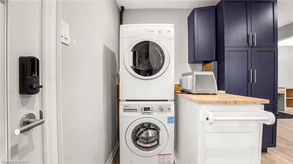 Main-102 Kribs Street, Cambridge, ON, N3C 3N5 - 7