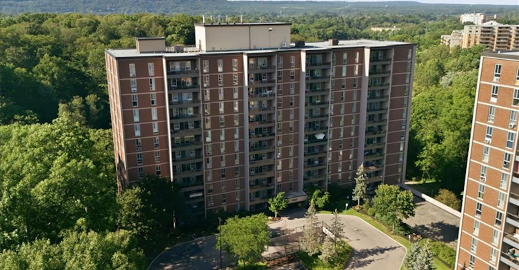 404-1968 Main Street W, Hamilton, ON, L8S 1J7