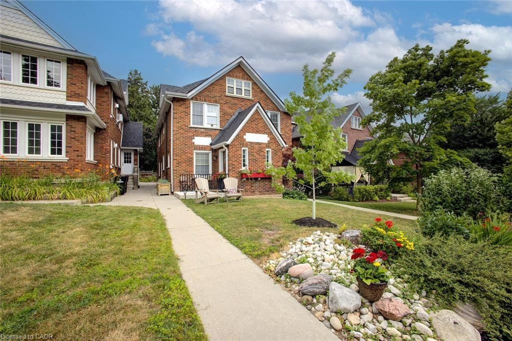 MAIN-96 John Street W, Waterloo, ON, N2L 1C1 - 2