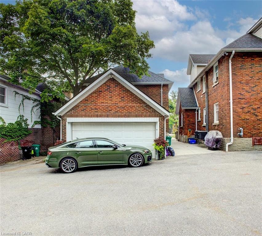 MAIN-96 John Street W, Waterloo, ON, N2L 1C1 - 27